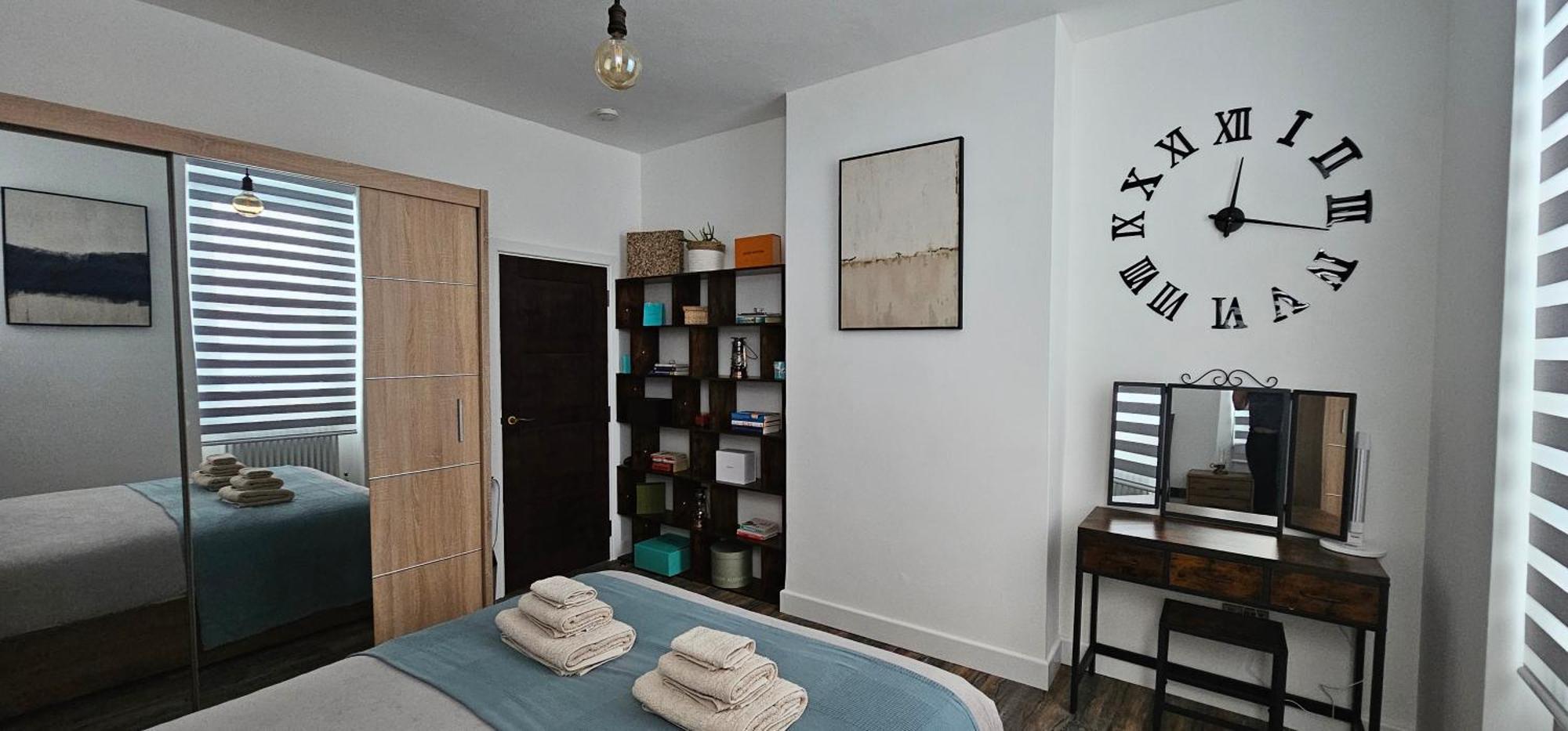 Tower Bridge Spacious King Bedroom With Extra Large Windows Londra Dış mekan fotoğraf