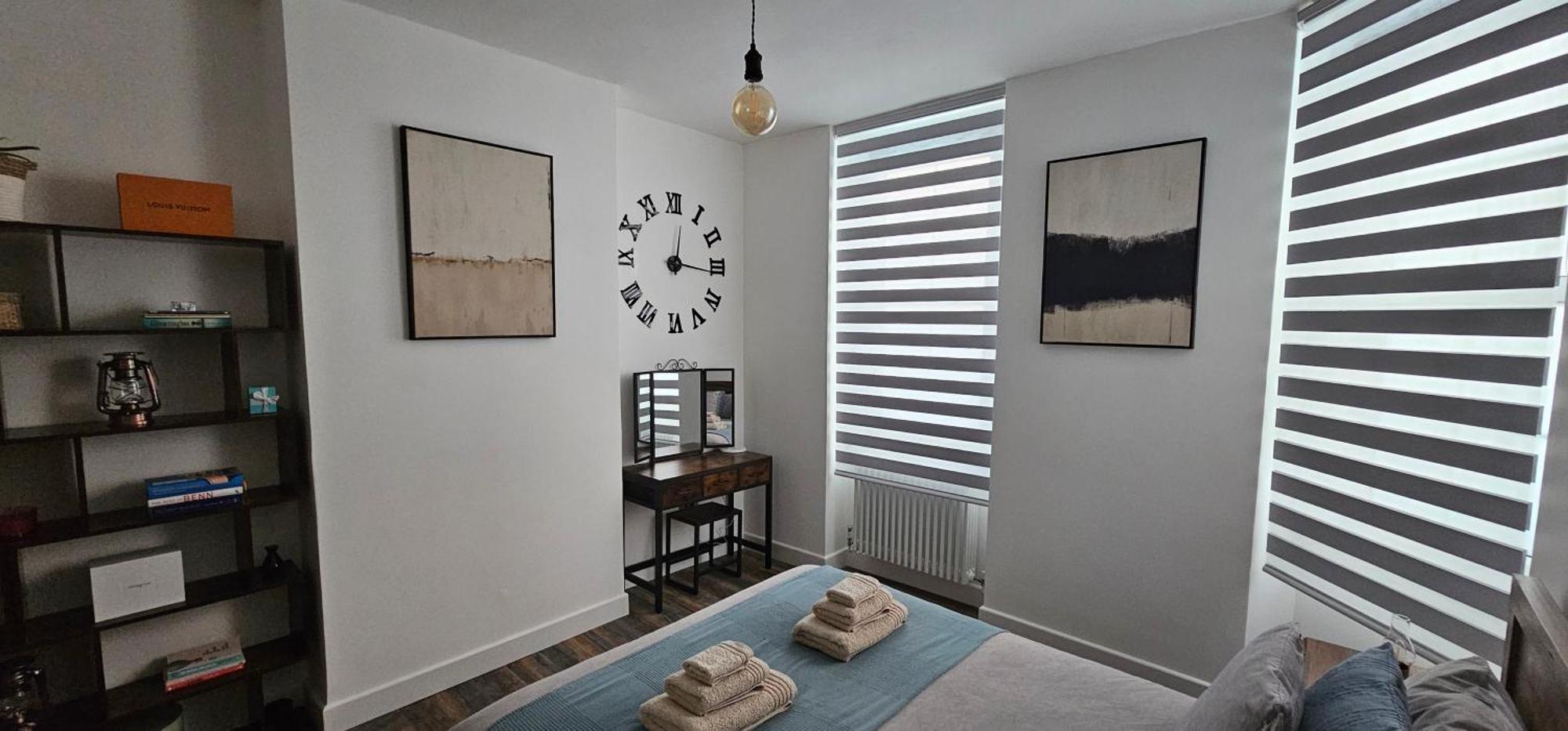 Tower Bridge Spacious King Bedroom With Extra Large Windows Londra Dış mekan fotoğraf
